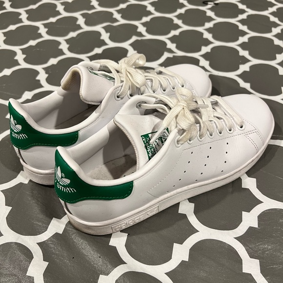 Adidas sneakers - Picture 1 of 2